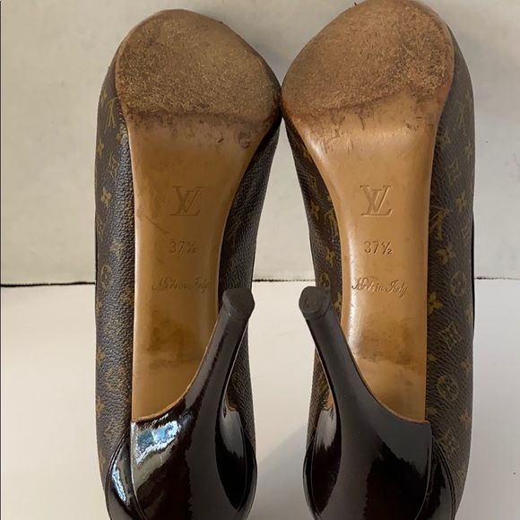 Louis Vuitton - Picture 9 of 9